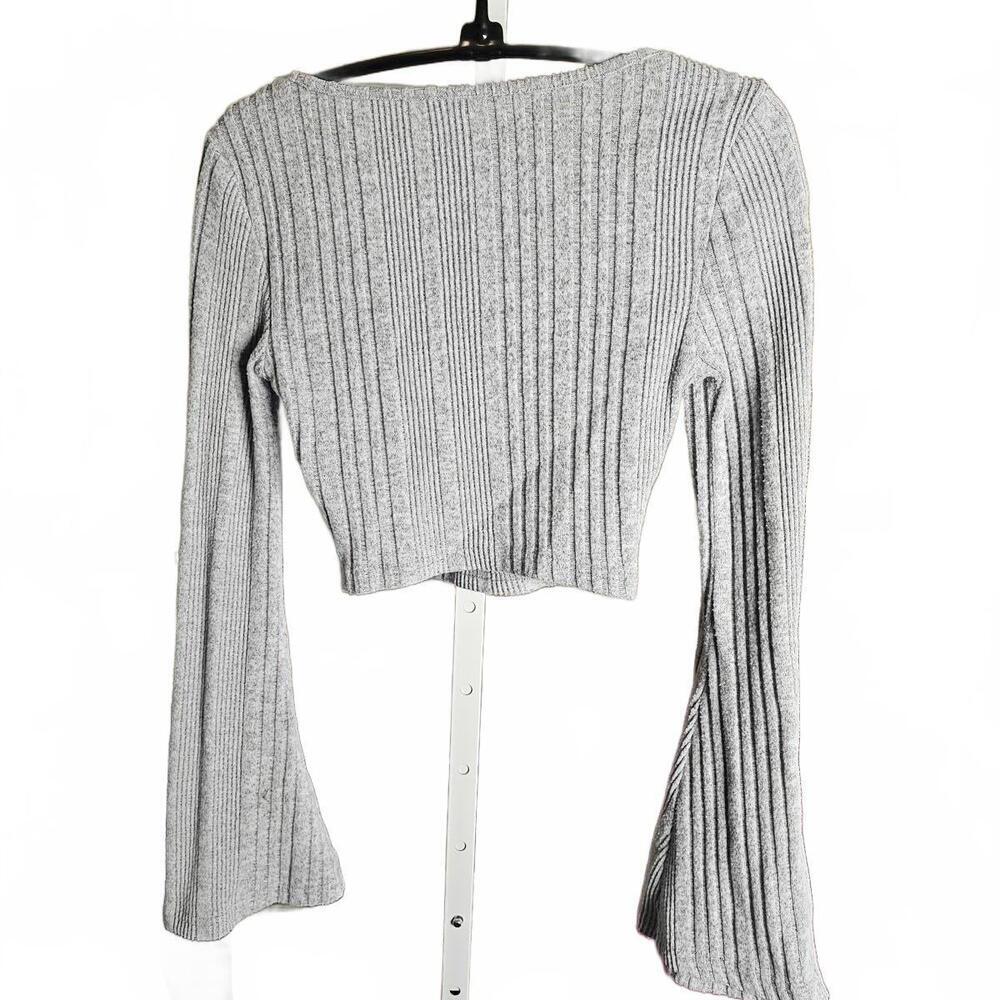 Shein Ribbed Knit Crop Top with Flared Sleeves - Gray, Size XS - Picture 2 of 4
